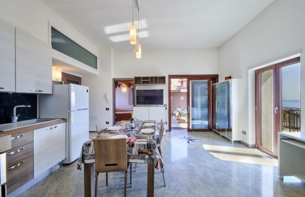 Apartment Rosa Dei Venti กราเวโดนา ภายนอก รูปภาพ